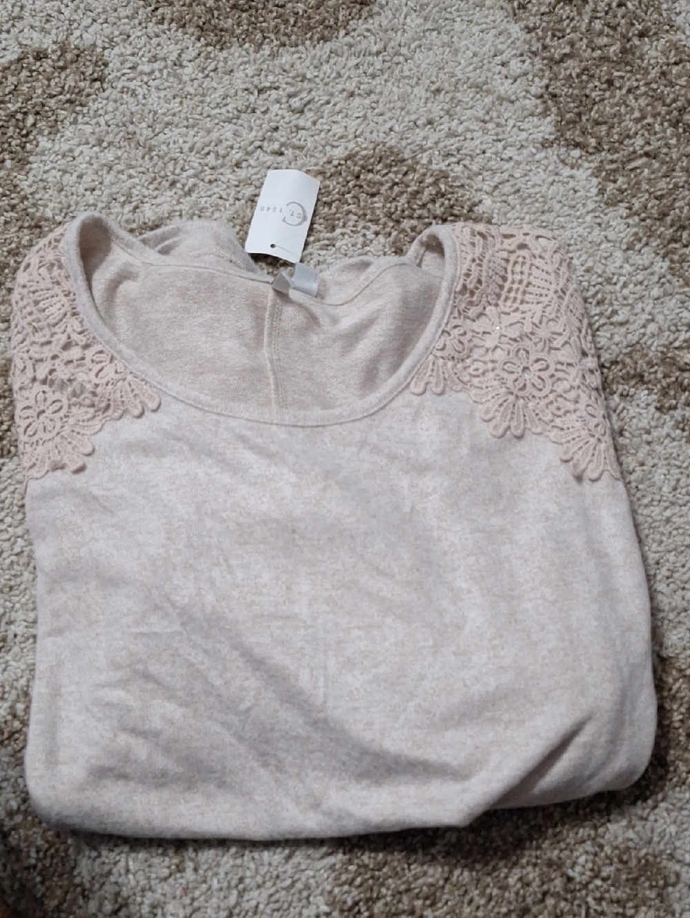 Light Sweater With Lace Applique. 26/28 By C Est 1946